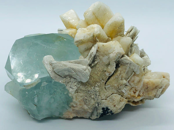 Aquamarine with Albite Crystals and Mica - RopesandRocks