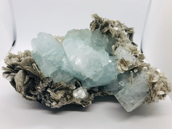 Aquamarine with Mica - RopesandRocks