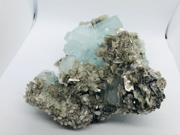 Aquamarine with Mica - RopesandRocks