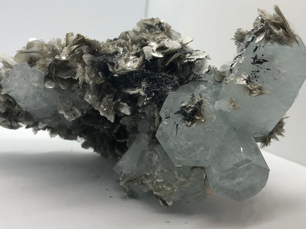 Aquamarine with Mica - RopesandRocks